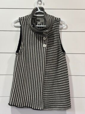 Habitat clothes to live in sleeveless snap closure cardigan 100% cotton size S